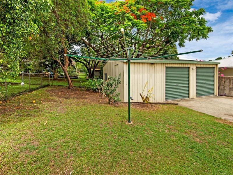 6 Lacon Street, Holland Park West QLD 4121