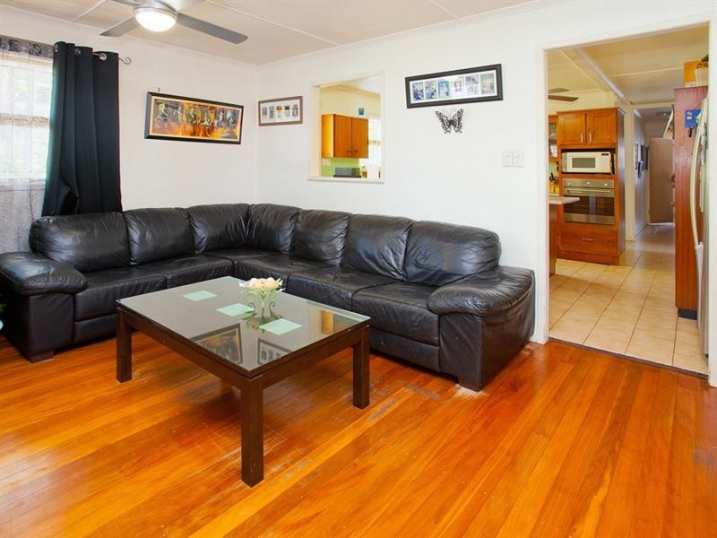 62 Dunrod Street, Holland Park West QLD 4121