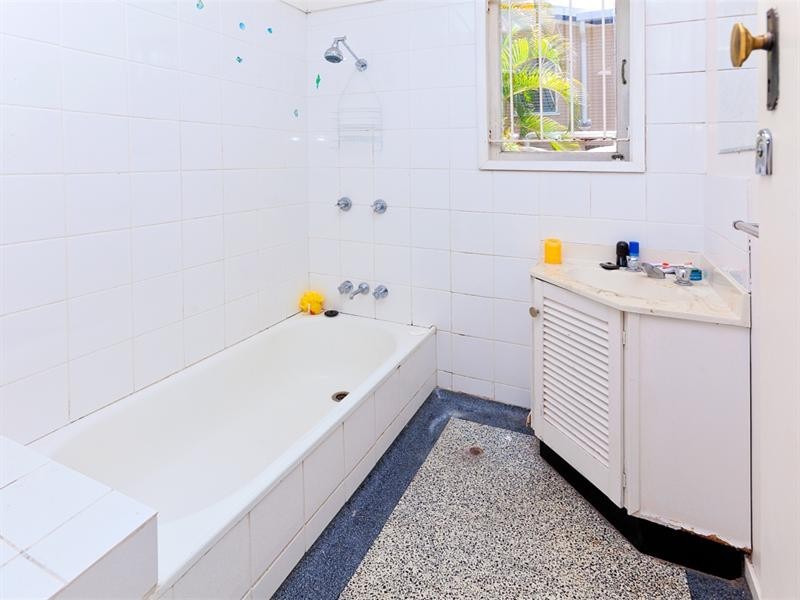 62 Dunrod Street, Holland Park West QLD 4121