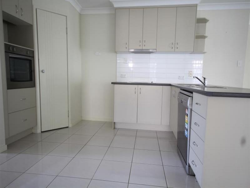 12 Polyanna Court, Loganlea QLD 4131