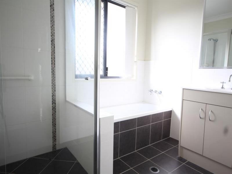 12 Polyanna Court, Loganlea QLD 4131