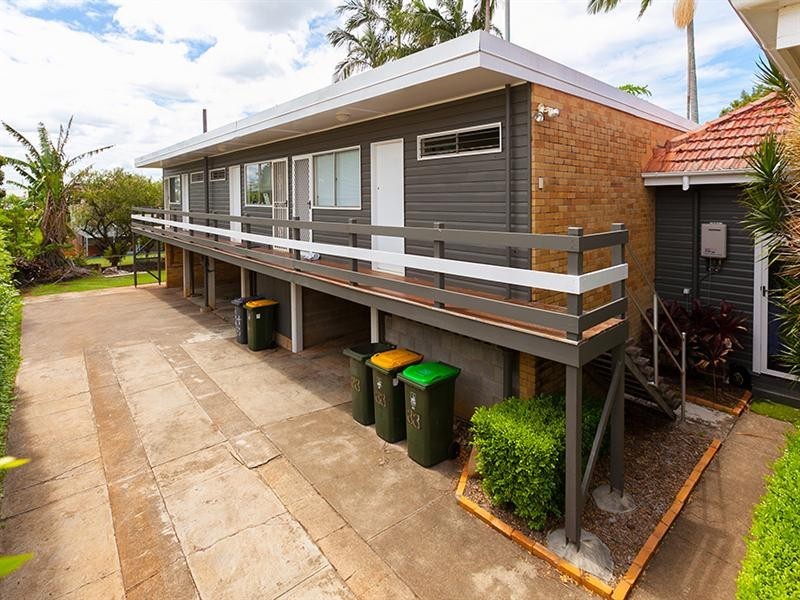 2/33 Yuletide Street, Holland Park West QLD 4121