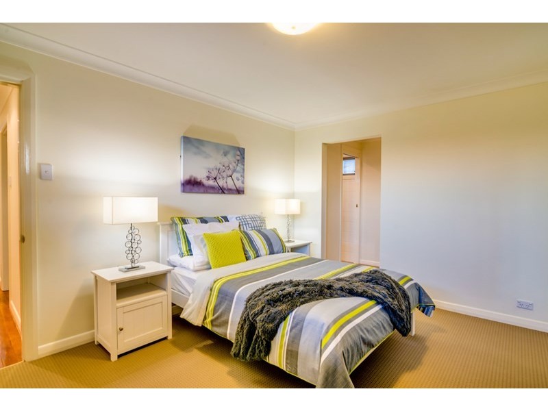 60 Sebring Street, Holland Park West QLD 4121