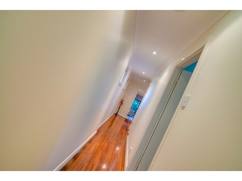 60 Sebring Street, Holland Park West QLD 4121