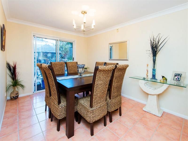 5 Chimere Court, Eight Mile Plains QLD 4113