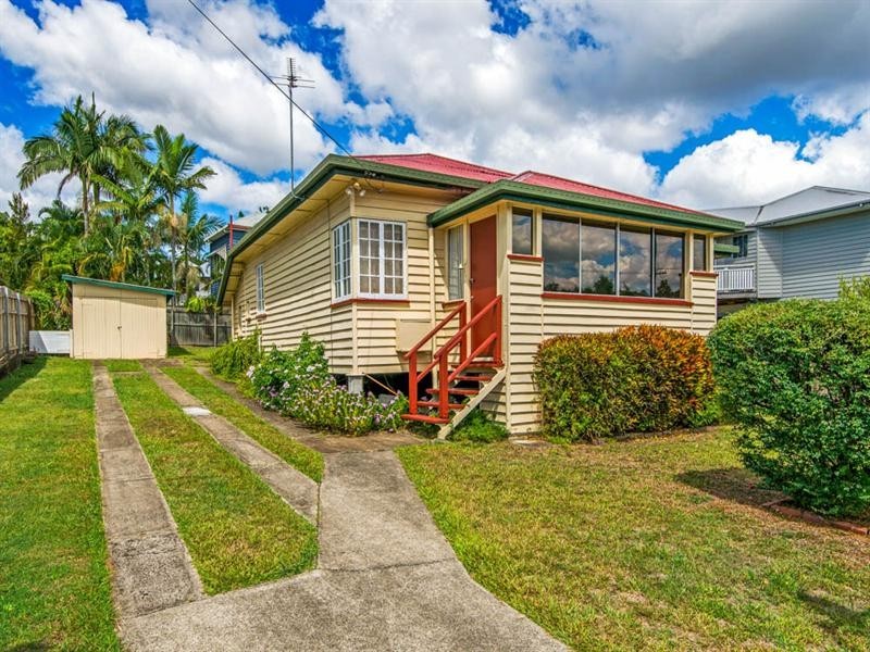 96 Birdwood Road, Holland Park West QLD 4121