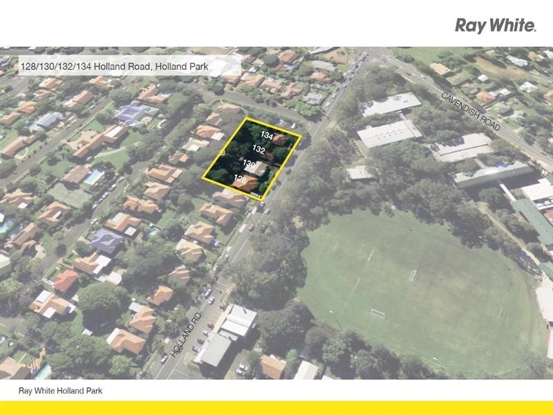 128 Holland Road, Holland Park QLD 4121