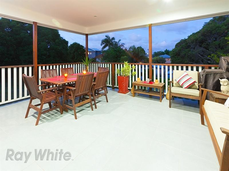20 Corn Street, Holland Park West QLD 4121