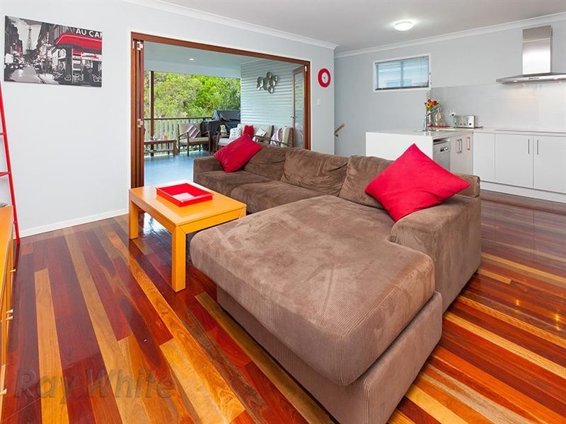 20 Corn Street, Holland Park West QLD 4121