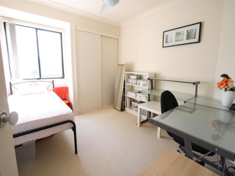 6/16 Violet Close, Eight Mile Plains QLD 4113