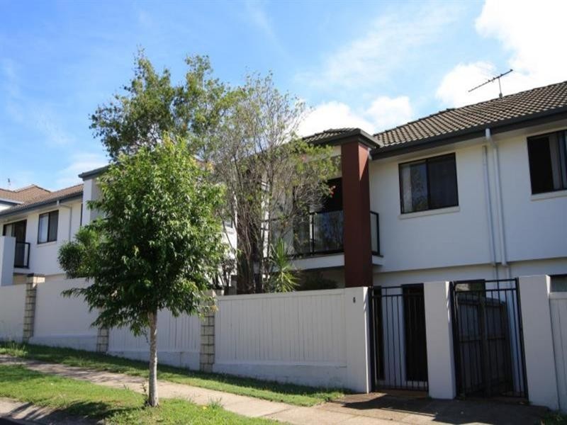 6/16 Violet Close, Eight Mile Plains QLD 4113