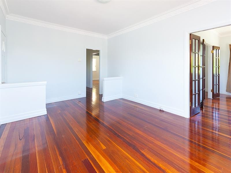 48 Provincial Road, Holland Park QLD 4121