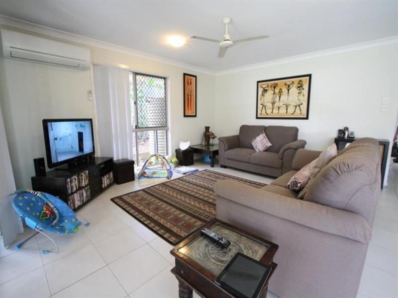 34 Friend Street, Gumdale QLD 4154