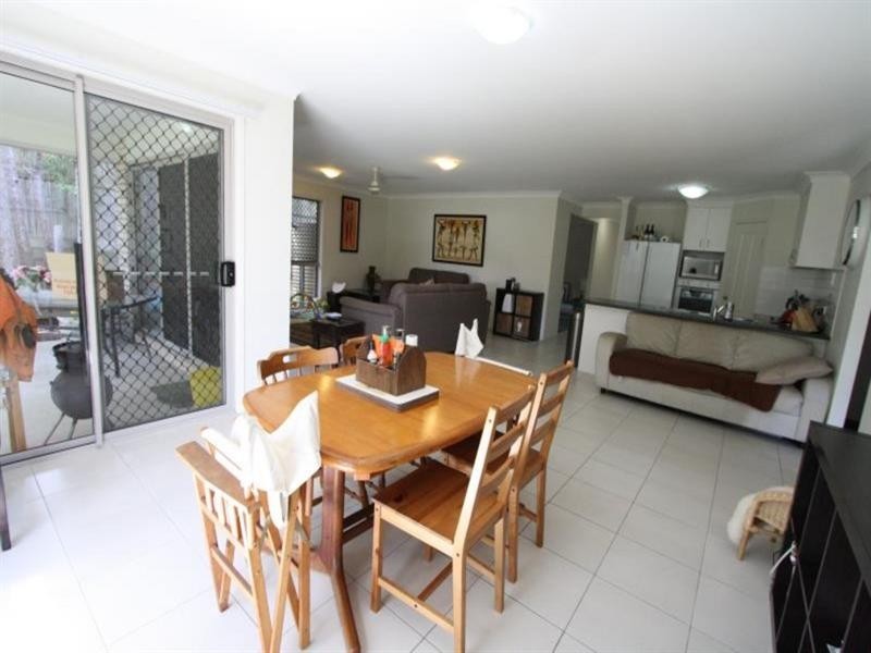 34 Friend Street, Gumdale QLD 4154