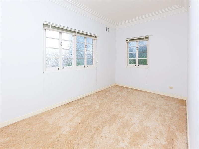 118 Holland Road, Holland Park QLD 4121