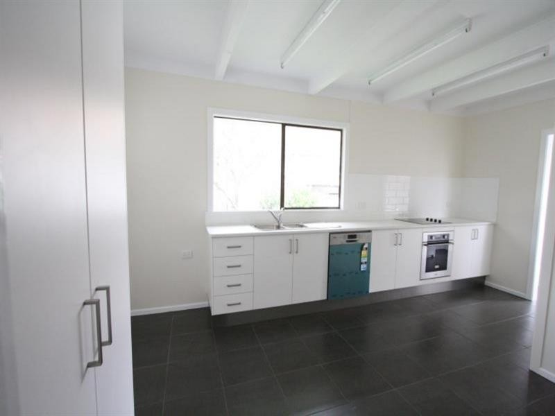 9 Arunta Street, Tarragindi QLD 4121