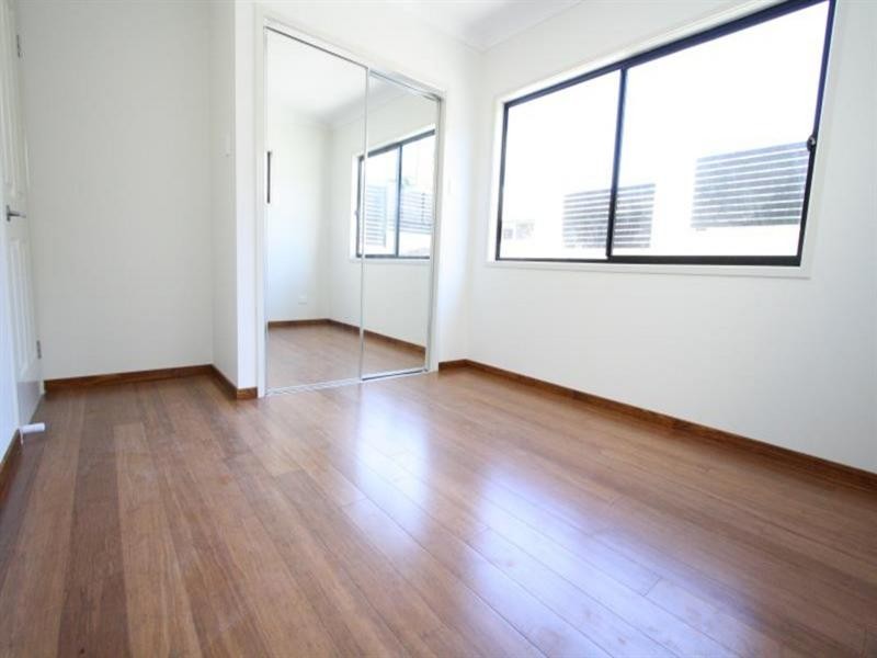 4 Coyne Street, Greenslopes QLD 4120