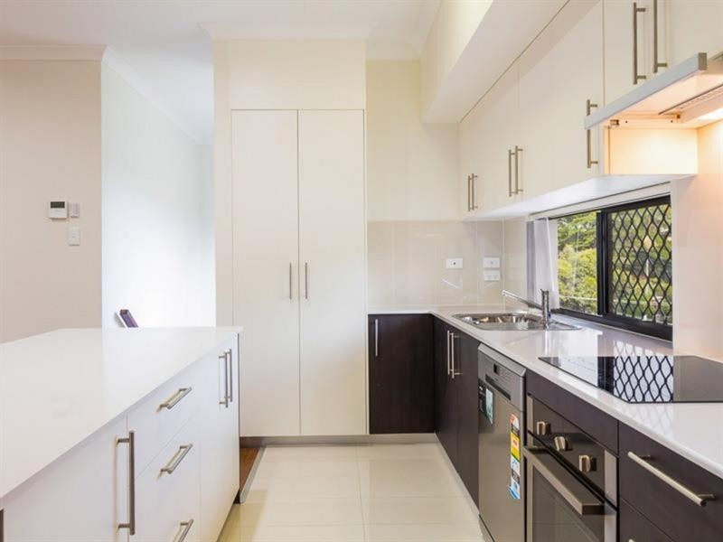 45 Latimer Street, Greenslopes QLD 4120