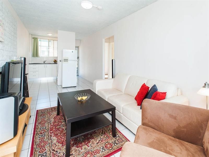 1/33 Ellis Street, Greenslopes QLD 4120