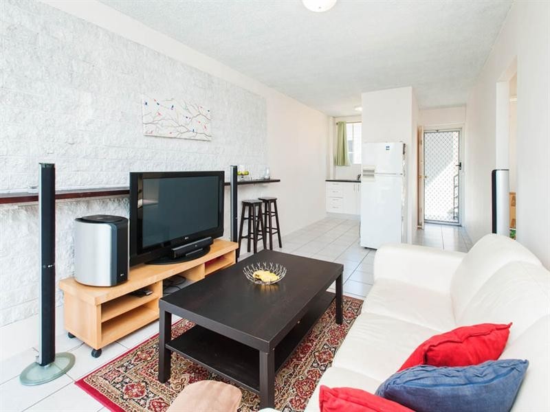1/33 Ellis Street, Greenslopes QLD 4120
