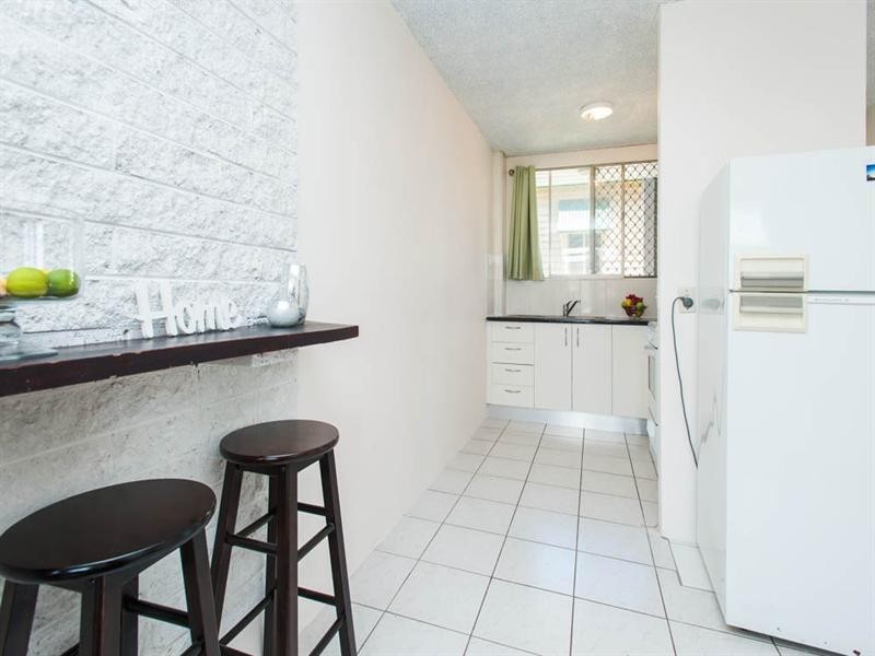 1/33 Ellis Street, Greenslopes QLD 4120