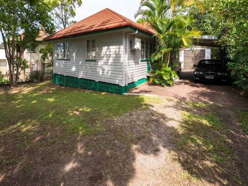 1181 Cavendish Road, Mount Gravatt East QLD 4122