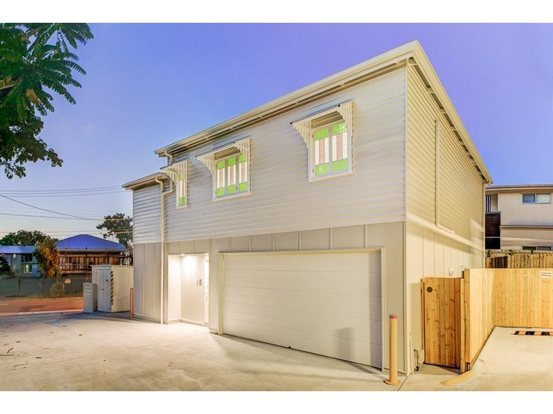 18 Birdwood Road, Holland Park West QLD 4121