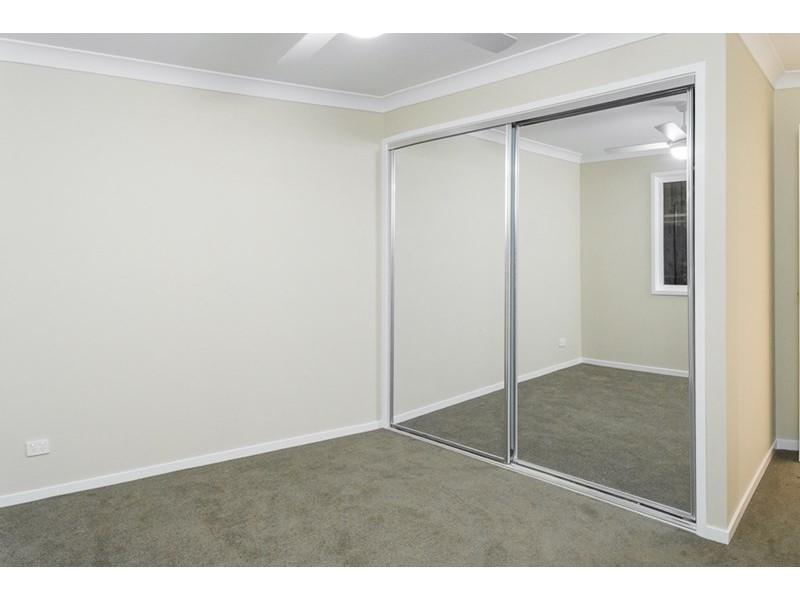 18 Birdwood Road, Holland Park West QLD 4121