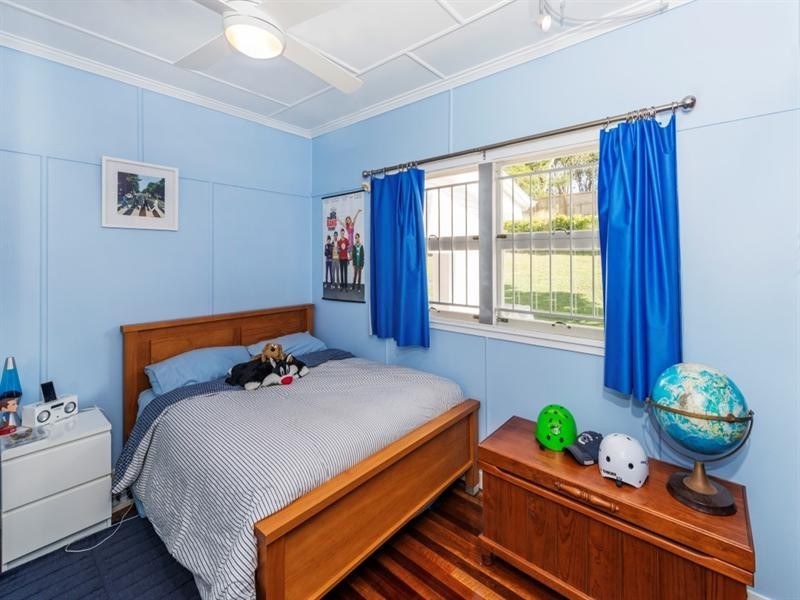 114 Creek Road, Mount Gravatt East QLD 4122