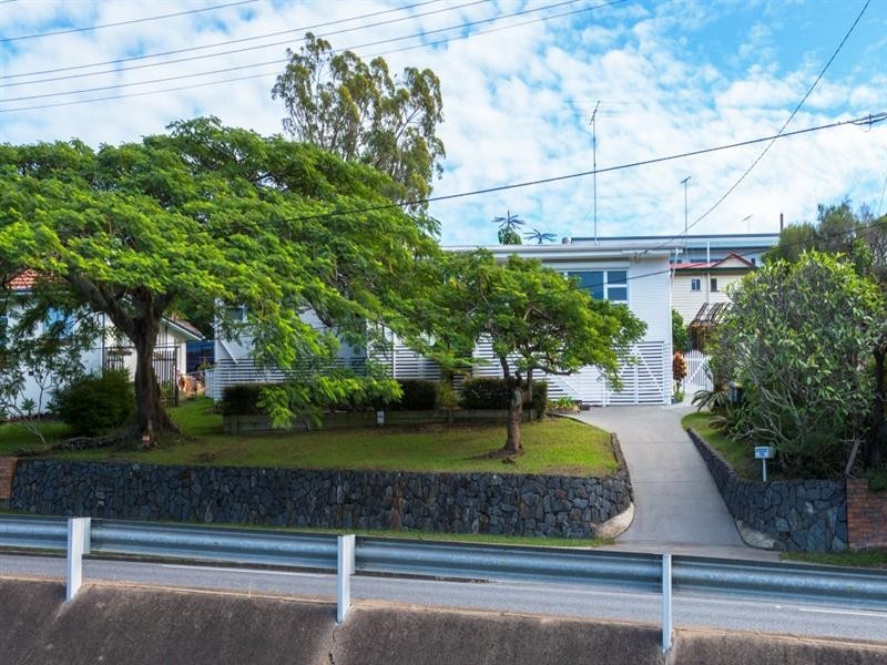 114 Creek Road, Mount Gravatt East QLD 4122