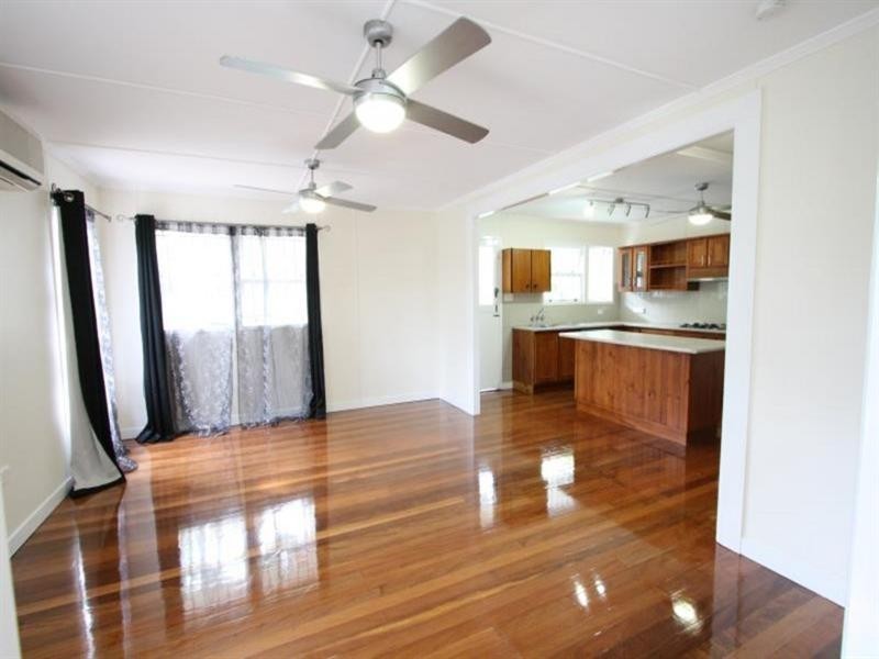 62 Dunrod Street, Holland Park West QLD 4121