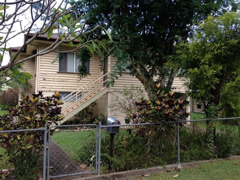 47 Victor Street, Holland Park QLD 4121