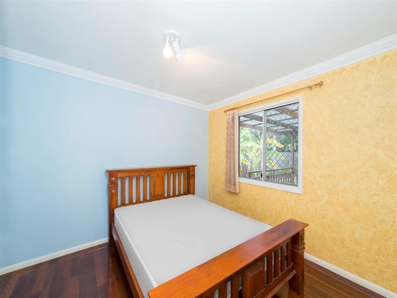 66 Galsworthy Street, Holland Park West QLD 4121