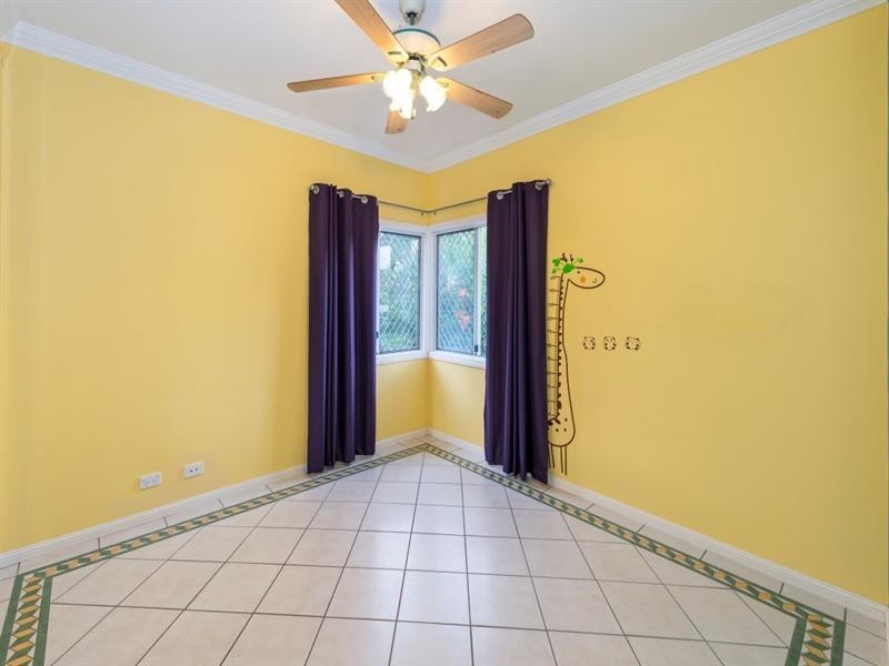 66 Galsworthy Street, Holland Park West QLD 4121