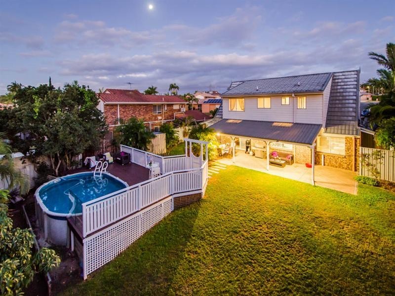 14 Blue Grass Crescent, Eight Mile Plains QLD 4113