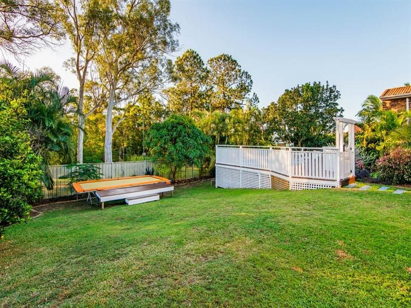 14 Blue Grass Crescent, Eight Mile Plains QLD 4113