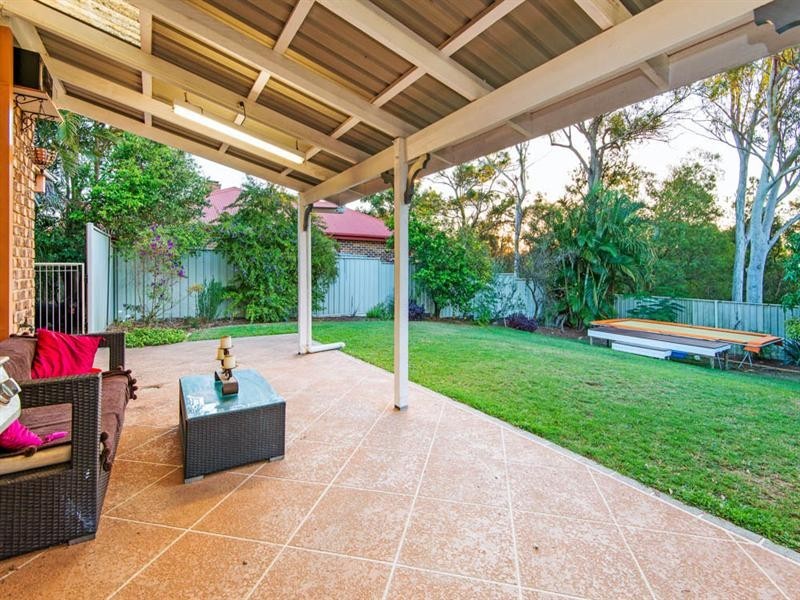 14 Blue Grass Crescent, Eight Mile Plains QLD 4113