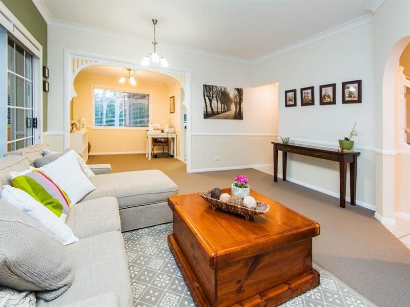 14 Blue Grass Crescent, Eight Mile Plains QLD 4113