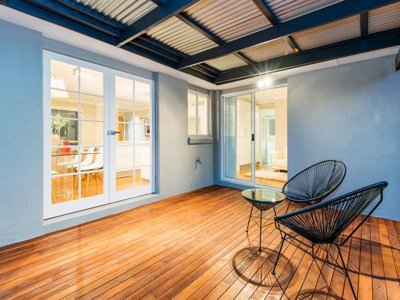 7 Stonyfell Court, Holland Park QLD 4121