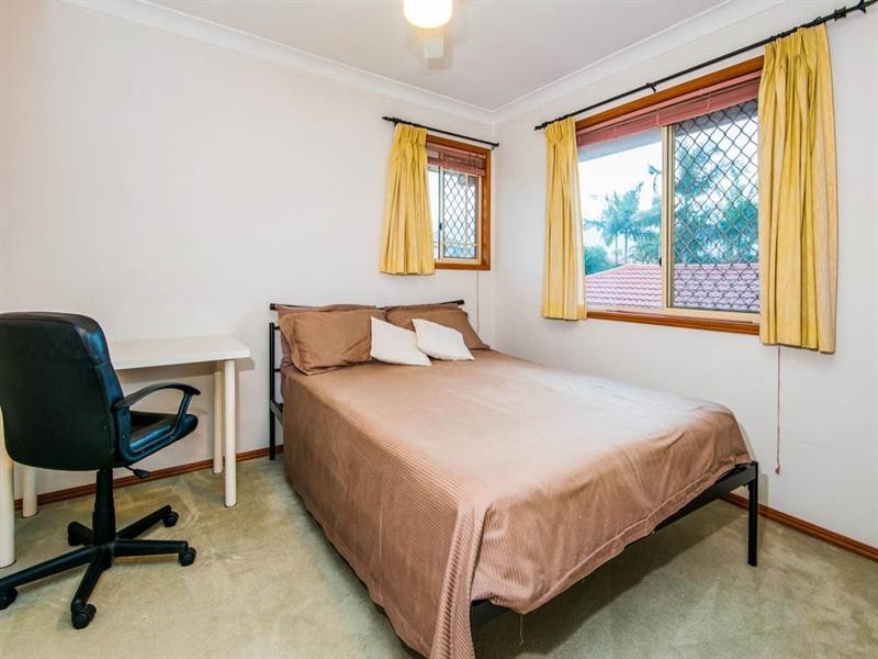 22 Lindeman Place, Eight Mile Plains QLD 4113