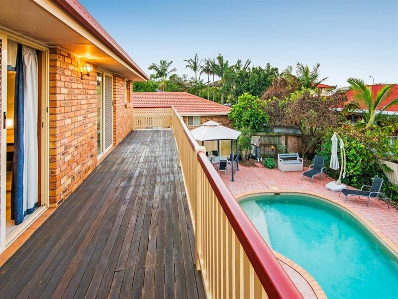 22 Lindeman Place, Eight Mile Plains QLD 4113