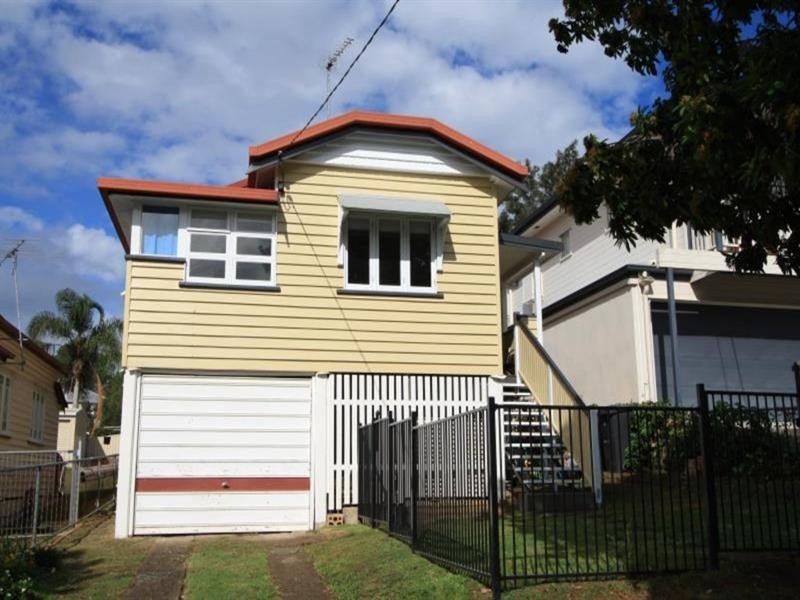 65 Harold Street, Holland Park QLD 4121