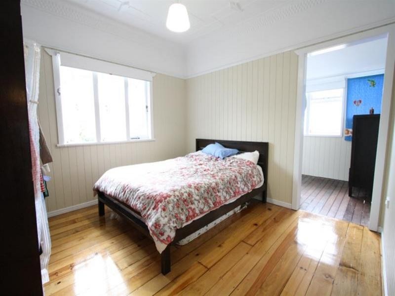 65 Harold Street, Holland Park QLD 4121