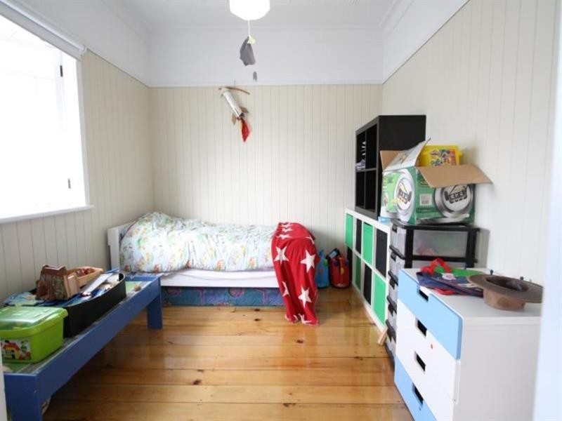 65 Harold Street, Holland Park QLD 4121