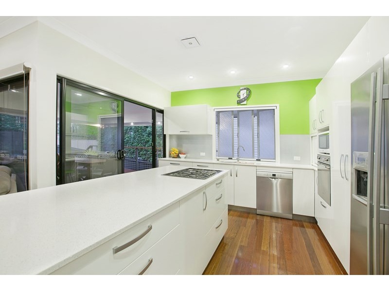 62 Stella Street, Holland Park QLD 4121