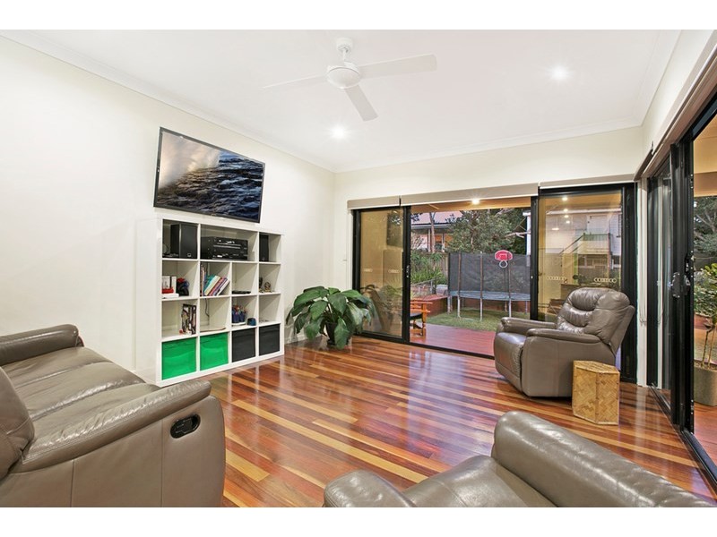 62 Stella Street, Holland Park QLD 4121
