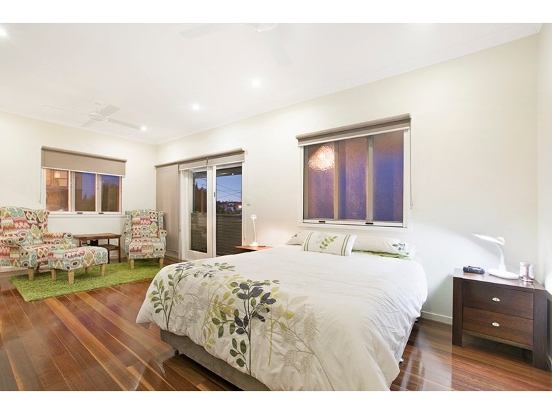 62 Stella Street, Holland Park QLD 4121