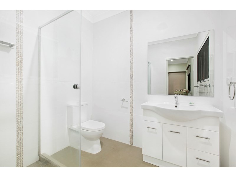 62 Stella Street, Holland Park QLD 4121