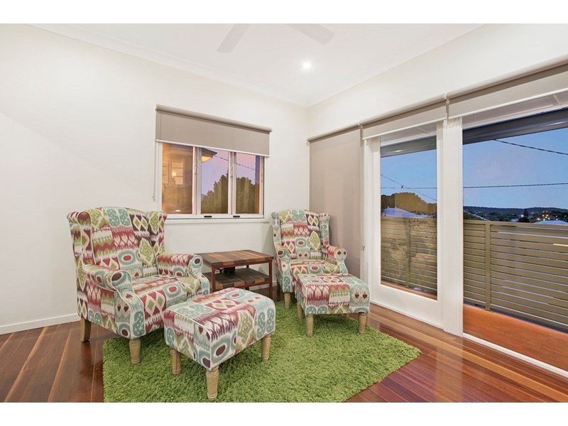 62 Stella Street, Holland Park QLD 4121