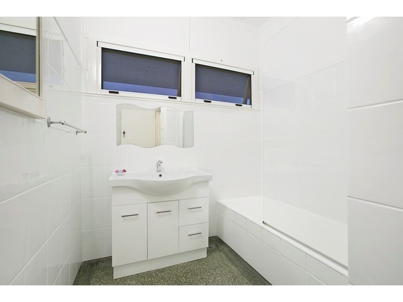 62 Stella Street, Holland Park QLD 4121